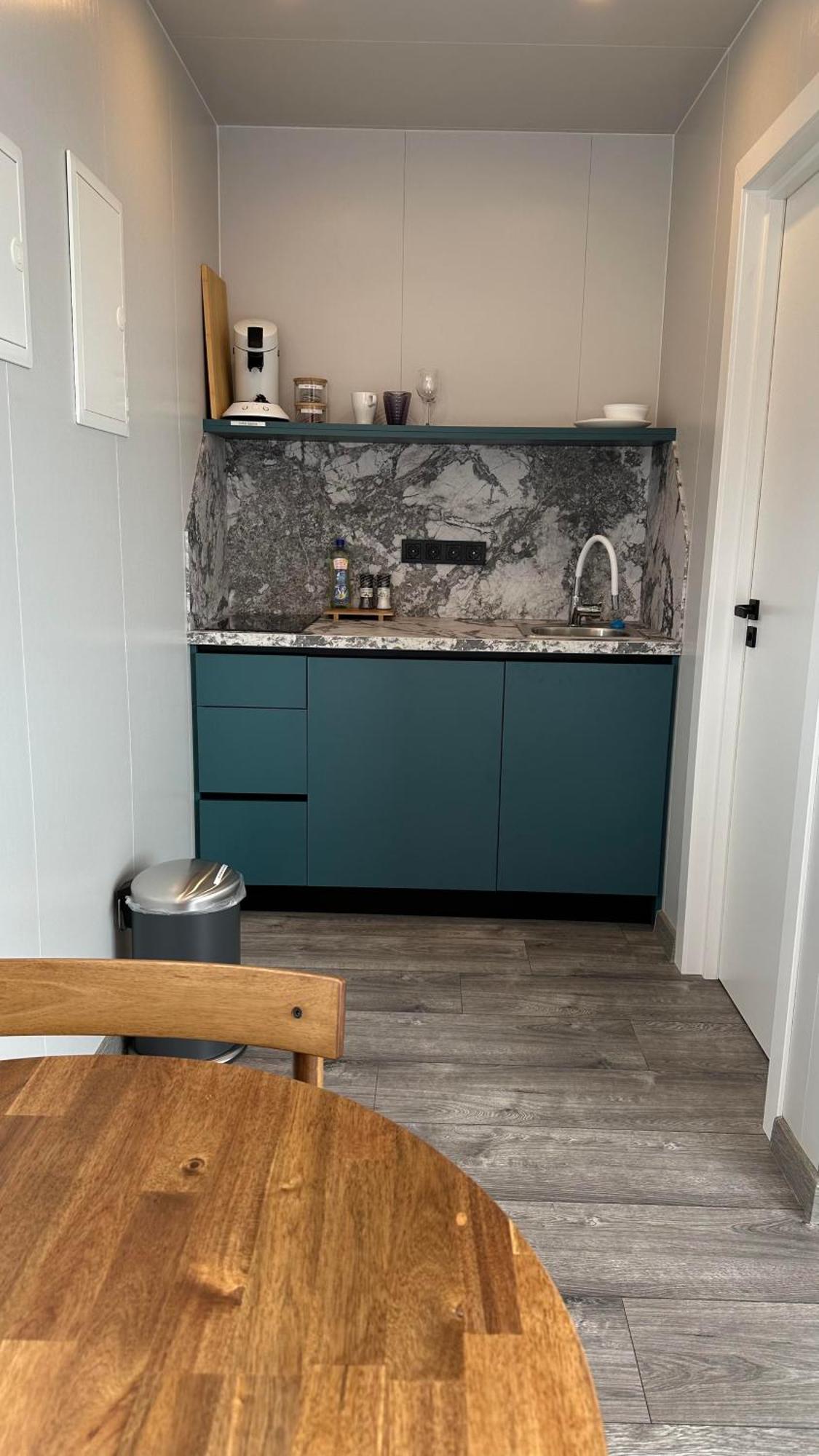 Hh Gisting/Guesthouse Hólmur Zewnętrze zdjęcie