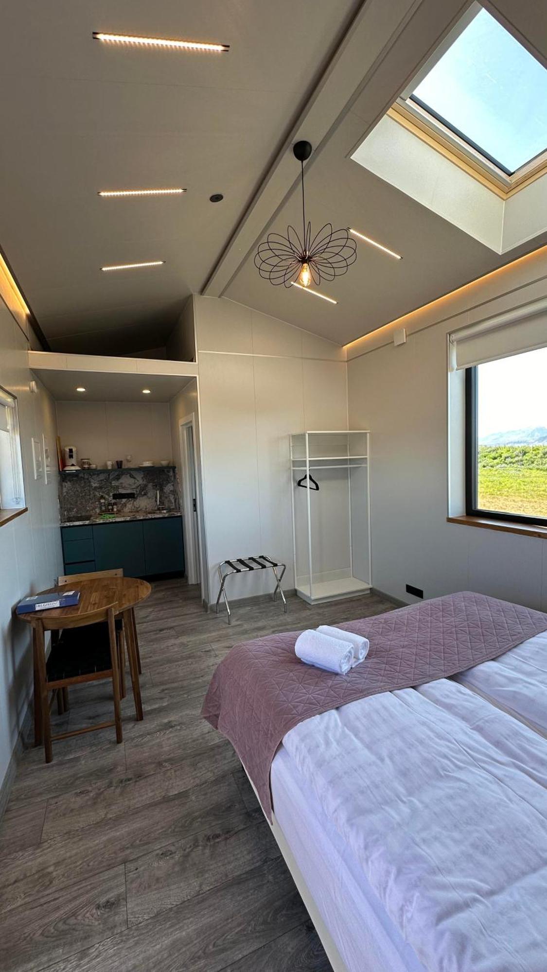 Hh Gisting/Guesthouse Hólmur Zewnętrze zdjęcie